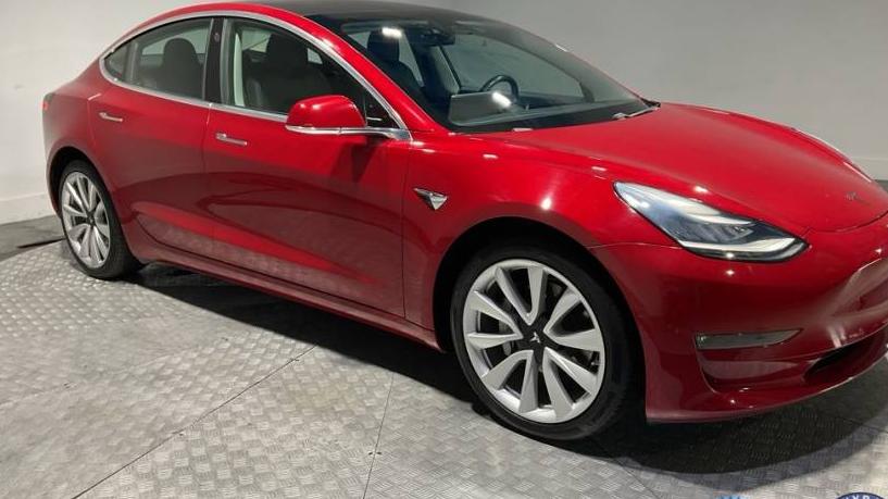 TESLA MODEL 3 2018 5YJ3E1EB5JF115873 image TESLA MODEL 3 2018 5YJ3E1EB5JF115873 image